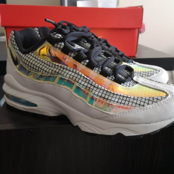 Nike Air Max 95 LV8 (GS 6.5) - Picture 6 of 6